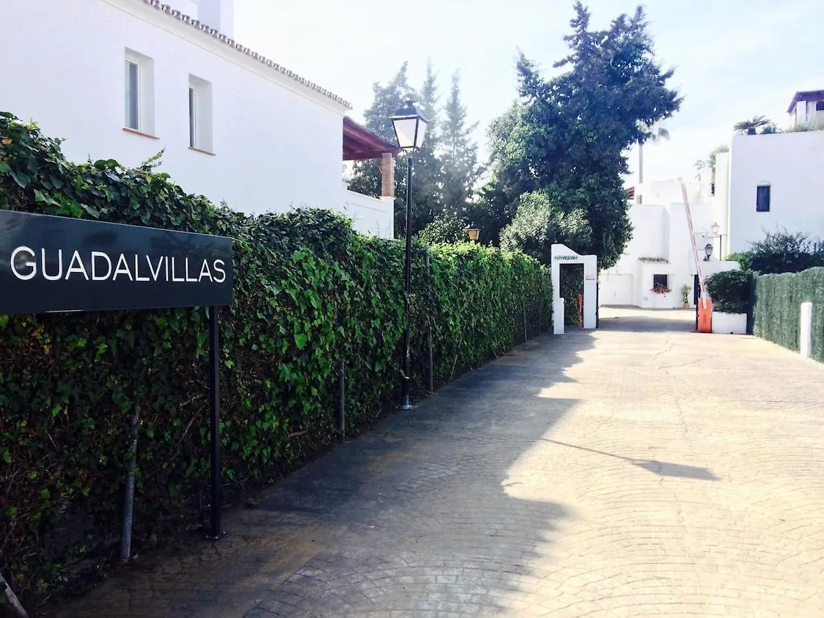 Casa de Férias Villa Adosada A Dos Pasos De La Playa En Marbella Espanha