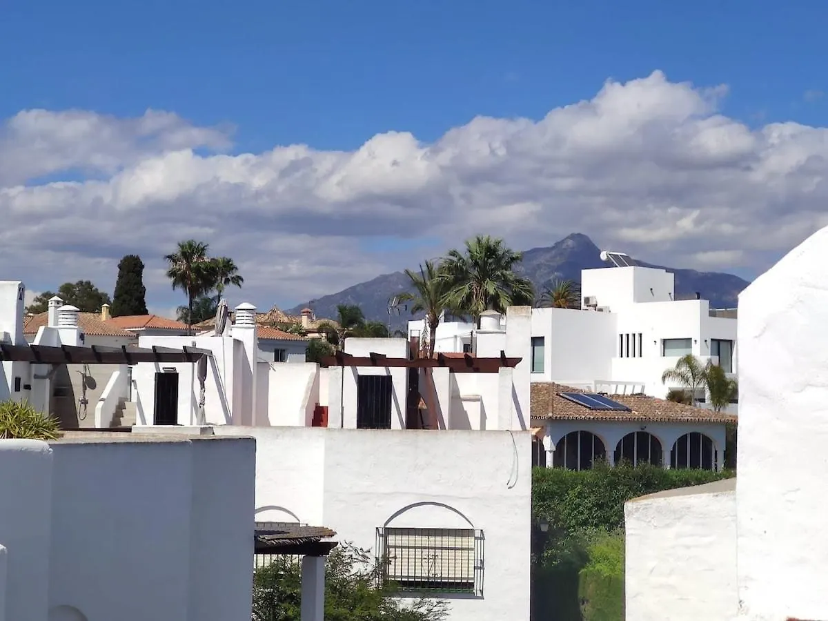 Villa Adosada A Dos Pasos De La Playa En Marbellac Hébergement de vacances
